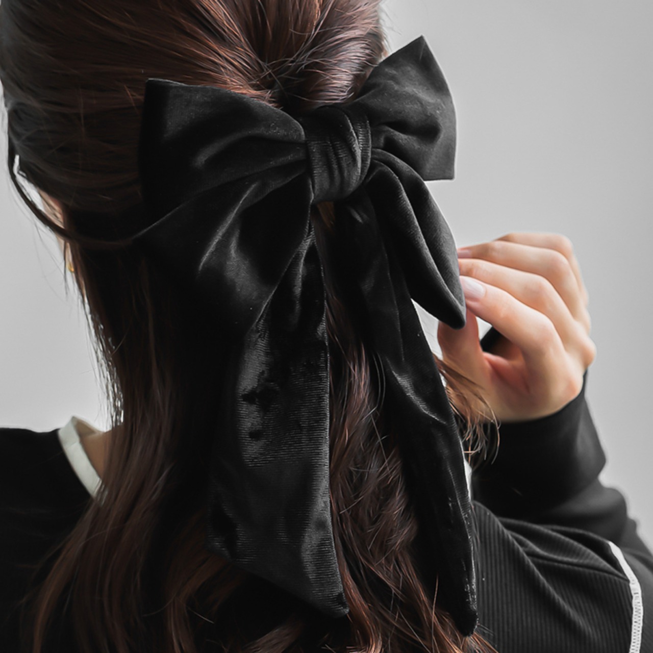 【ネコポス便】ベロア リボン ヘアクリップ 大人可愛い 上品 ブラック リボン バレッタ  2550