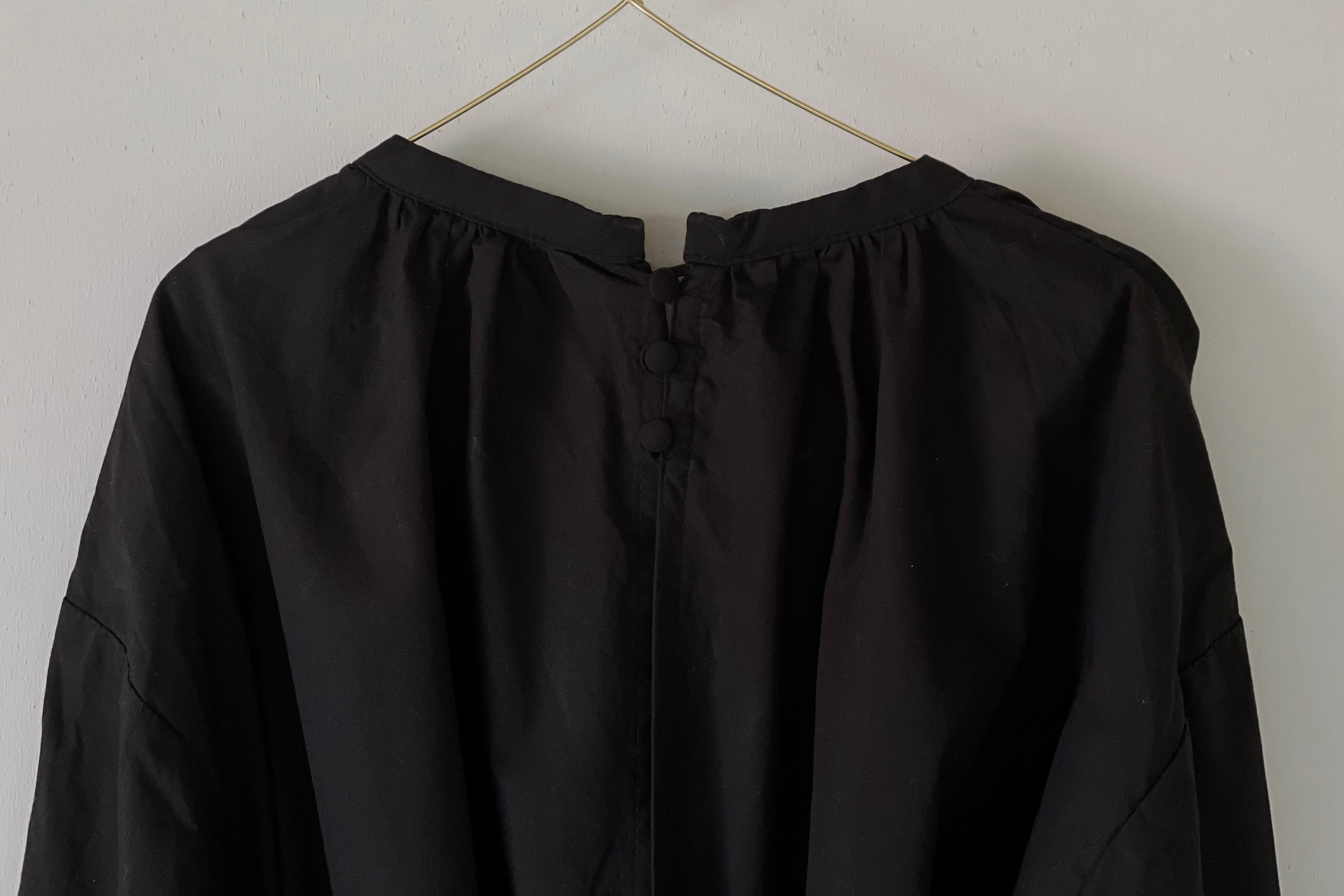 エプロンワンピース