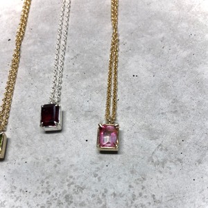 【LN-15SV】Rectangular cut pendant　Ａ/ガーネット　Ｂ/ペリドット　Ｃ/ピンクトパーズ　Ｄ/スカイブルートパーズ