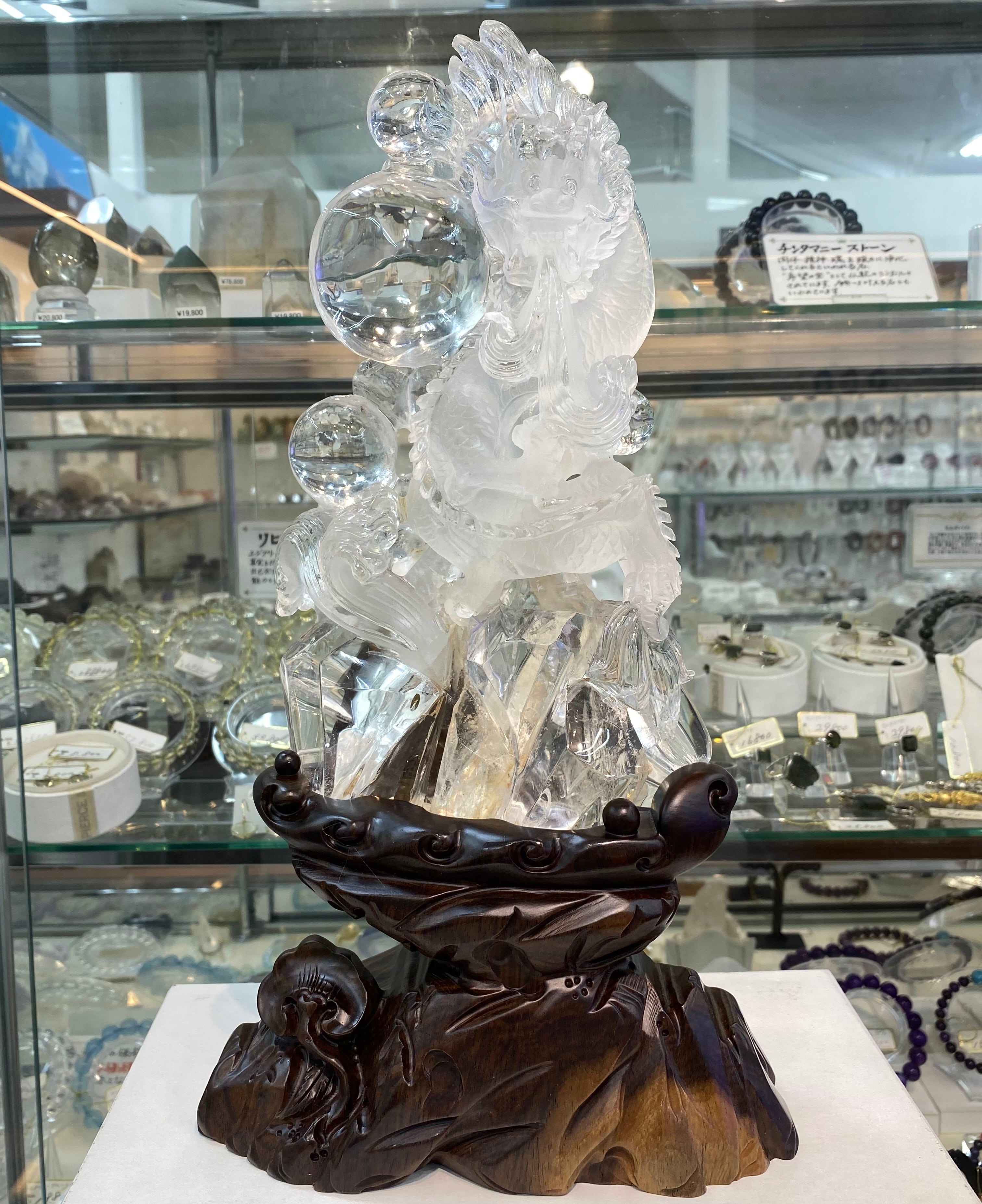 水晶彫刻 | 水晶・天然石アクセサリーのお店 Takara石