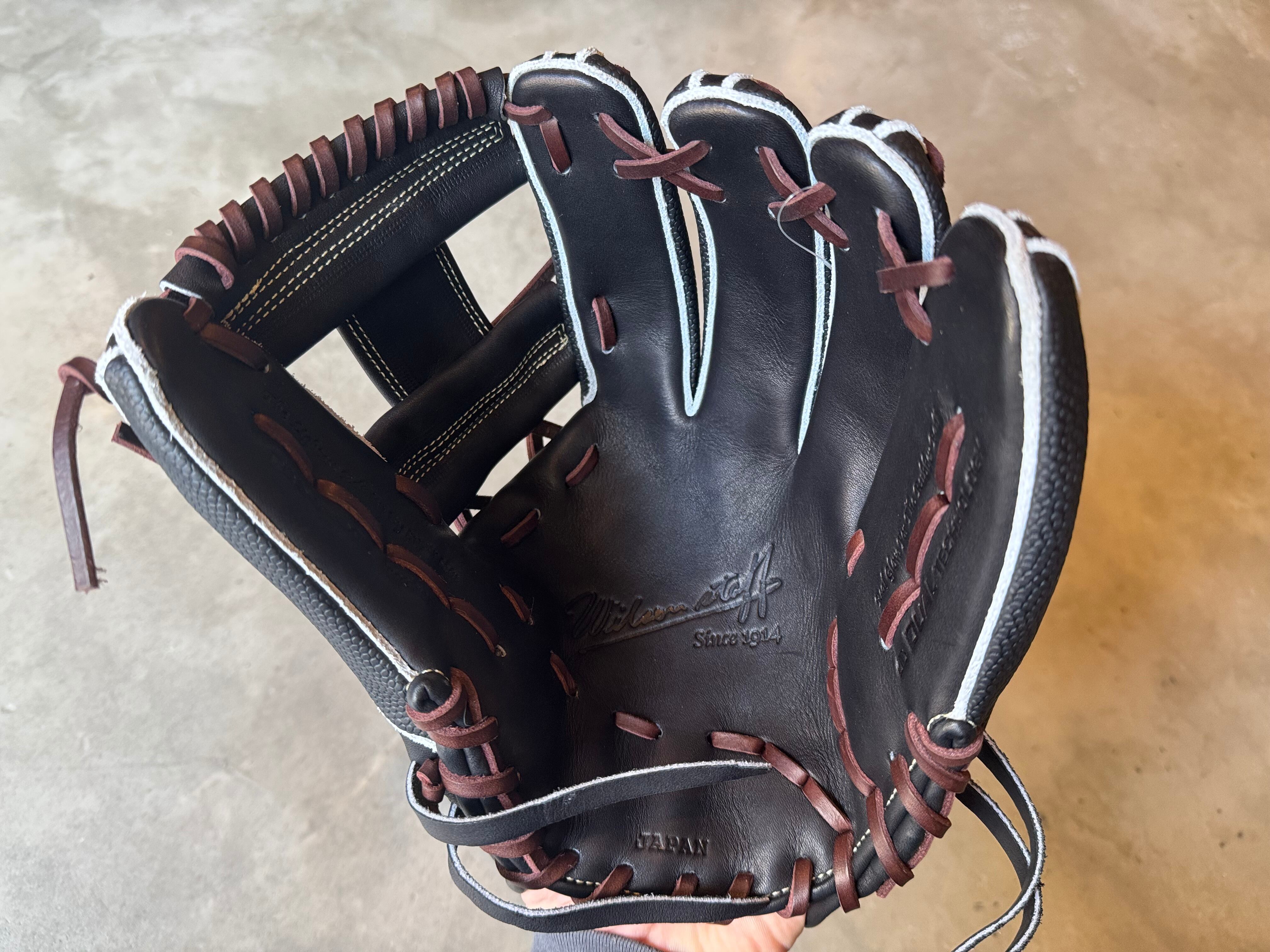 これはもはや軟式用ではない【Wilson】軟式用グローブ 1975型 ［Wilson