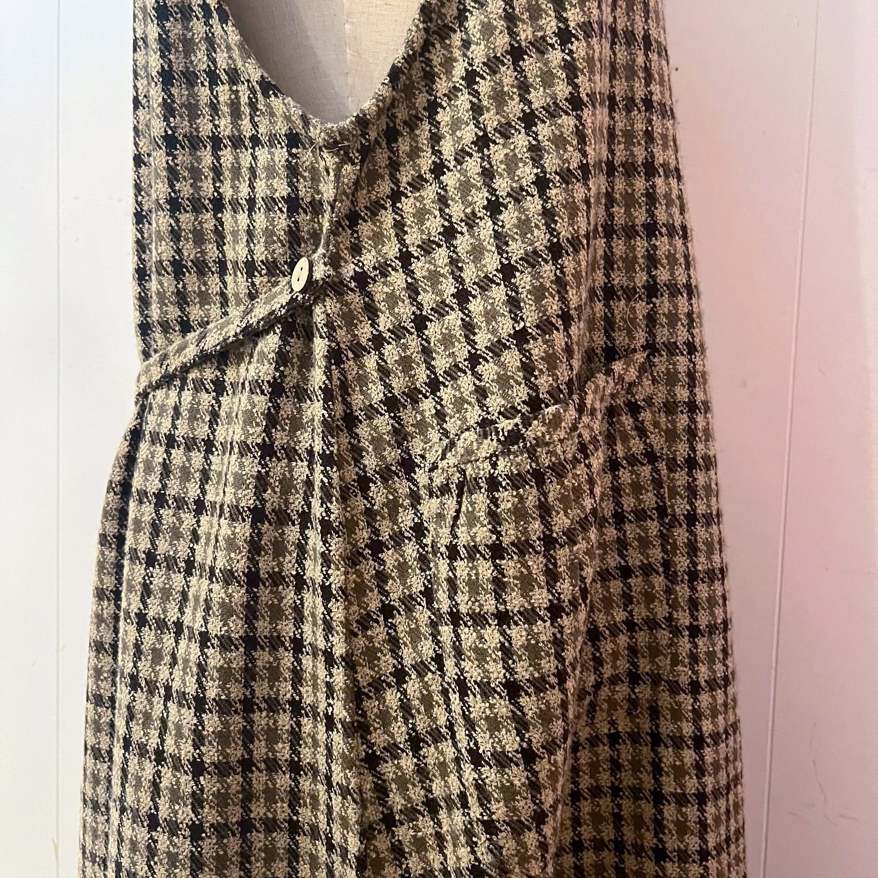 brown check flower applique jumper skirt