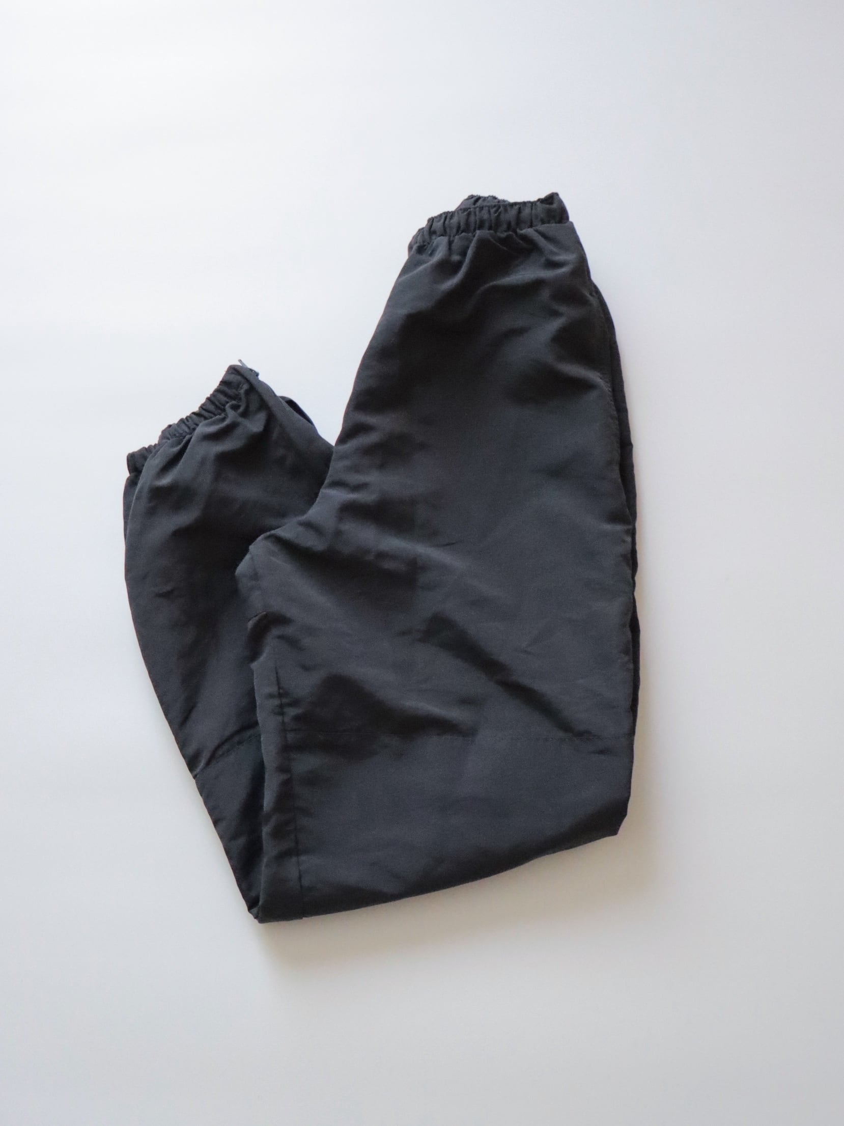 ●90s Nylon design black color easy pants