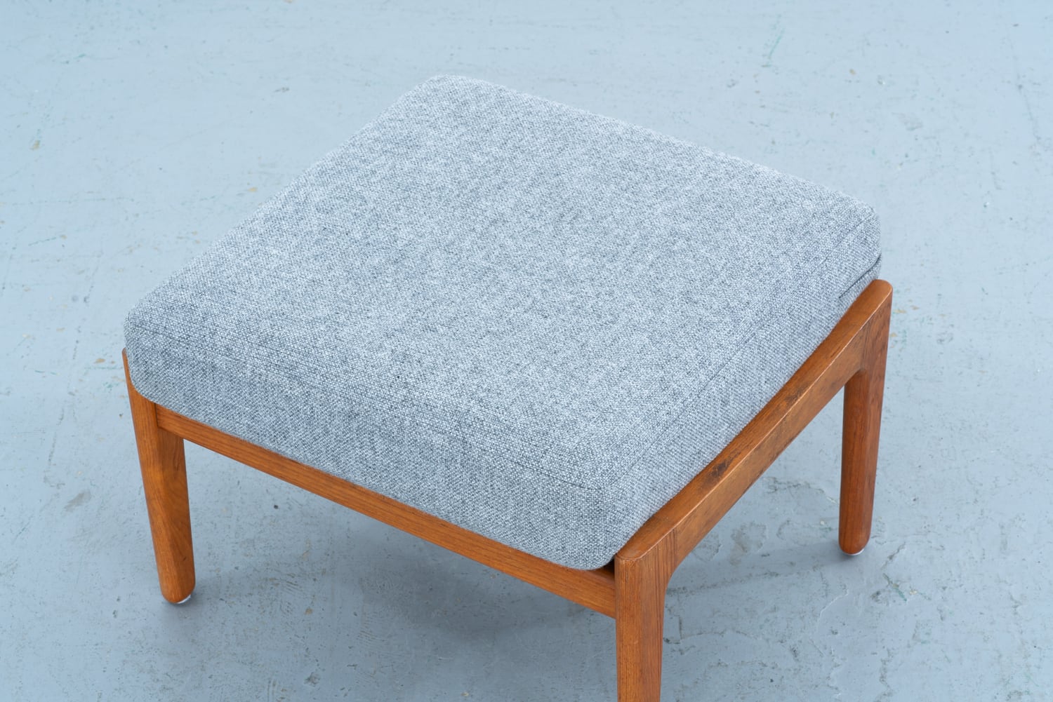 as it is】 Hans J Wegner | GE290S Ottoman | kaikki gallery | 北欧