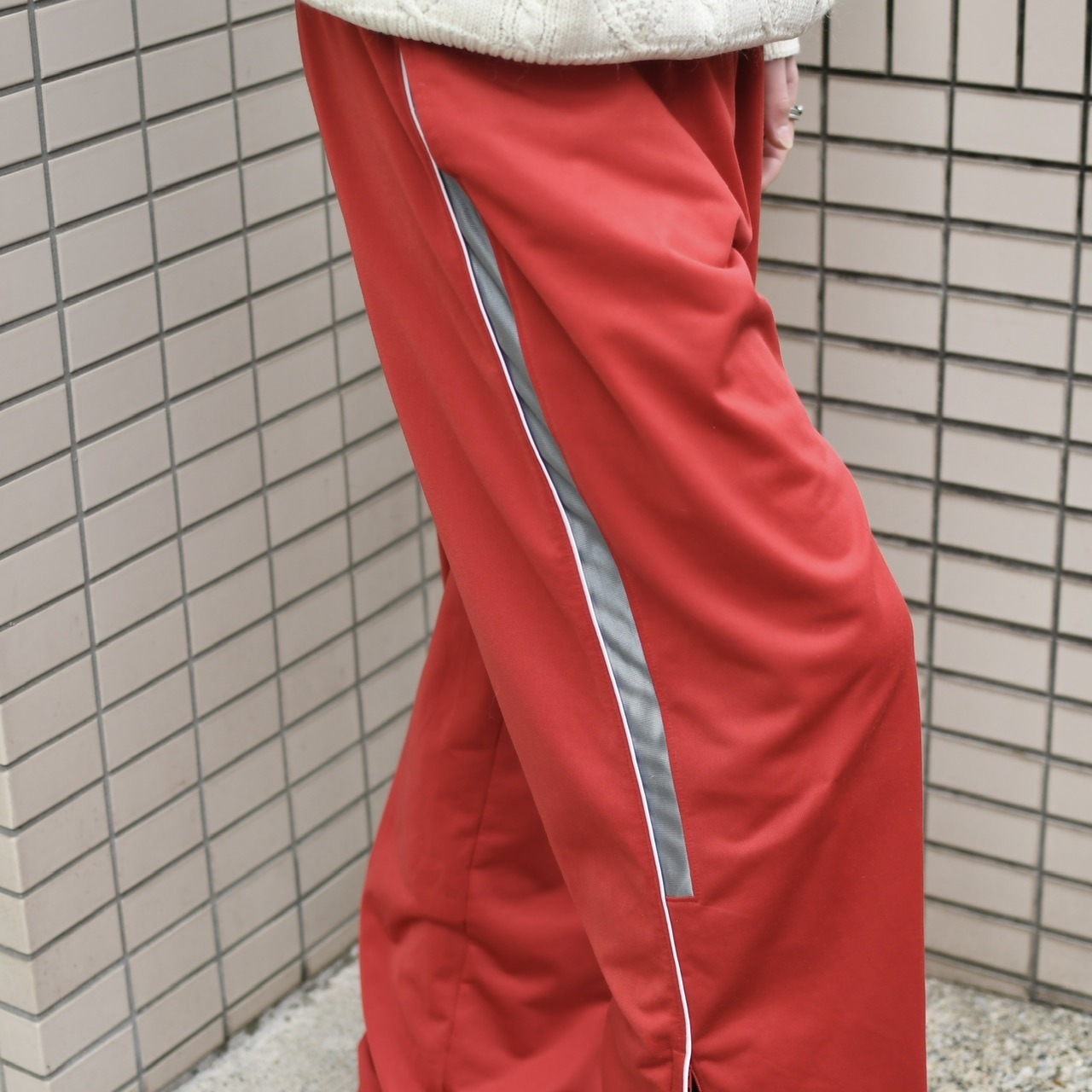NIKE side line wide track pants
