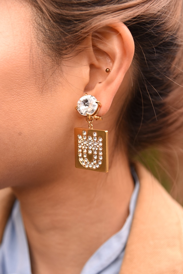 miumiu / vintage stone design earring.