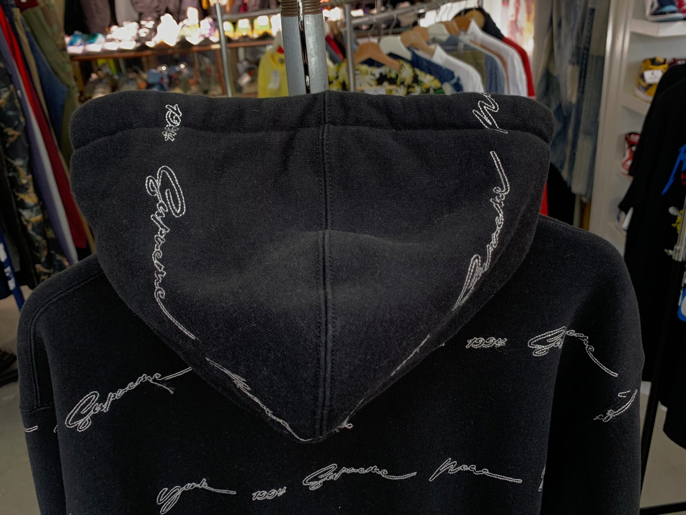 Supreme 22SS SCRIPT STRIPE HOODED SWEATSHIRT BLACK SMALL 35523 