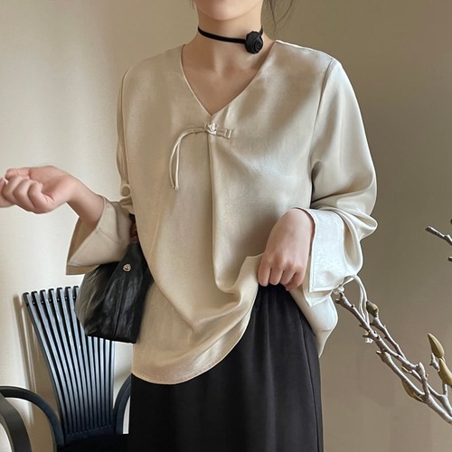 送料無料 レディースレース長袖ブラウス 春秋冬 オフィスフォーマル無地 韓国ファッション 大人可愛い 白 ベージュ ブラック 20代 30代