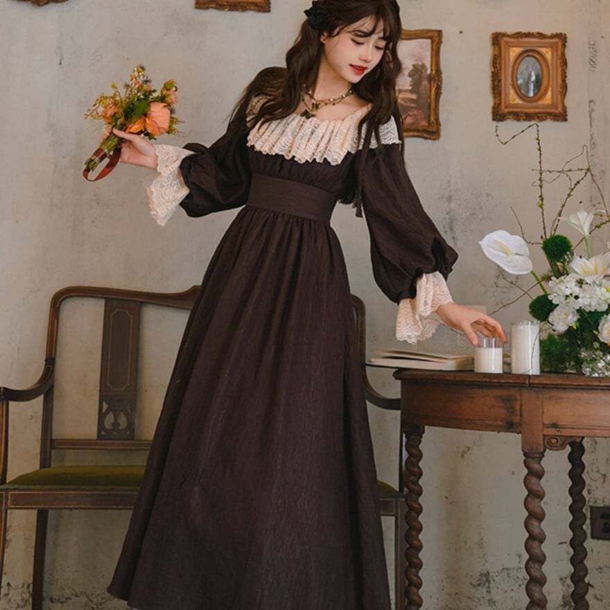 大人ゴシック ジャカードロングワンピース レース襟が映える一着 |WithU