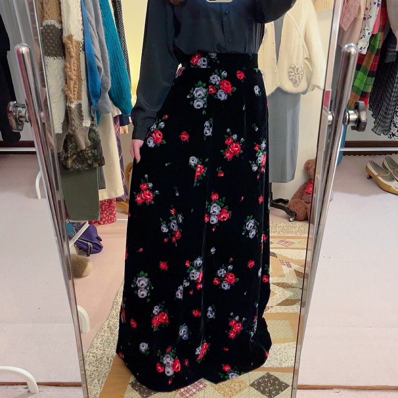 black rose velvet long skirt