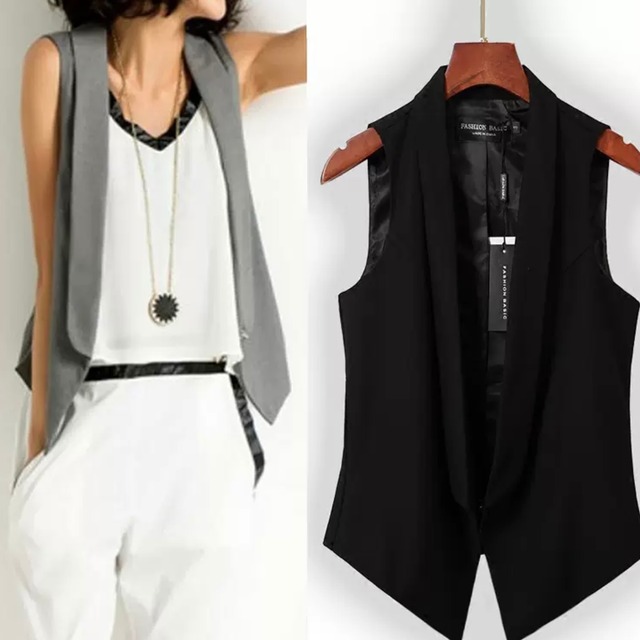 2色 ベスト ジャケット ノースリーブ 送料無料 レディース ブラック グレー トップス アウター 大人可愛い かわいい きれいめ 大人女子 エレガント 無地 春 秋 ガーリー 10代 20代 大人 学生 お出かけ 外出 きれいめカジュアル 着回し ファッション デート コーディネート 重ね着 休日 特別な日 お祝い 記念日 メンズウケ カジュアル 普段着 春コーデ 秋コーデ おしゃれ シンプル スタイル ゆったり 細見せ 韓国ファッション オフィスカジュアル 30代 オフィス ワンポイント ママコーデ