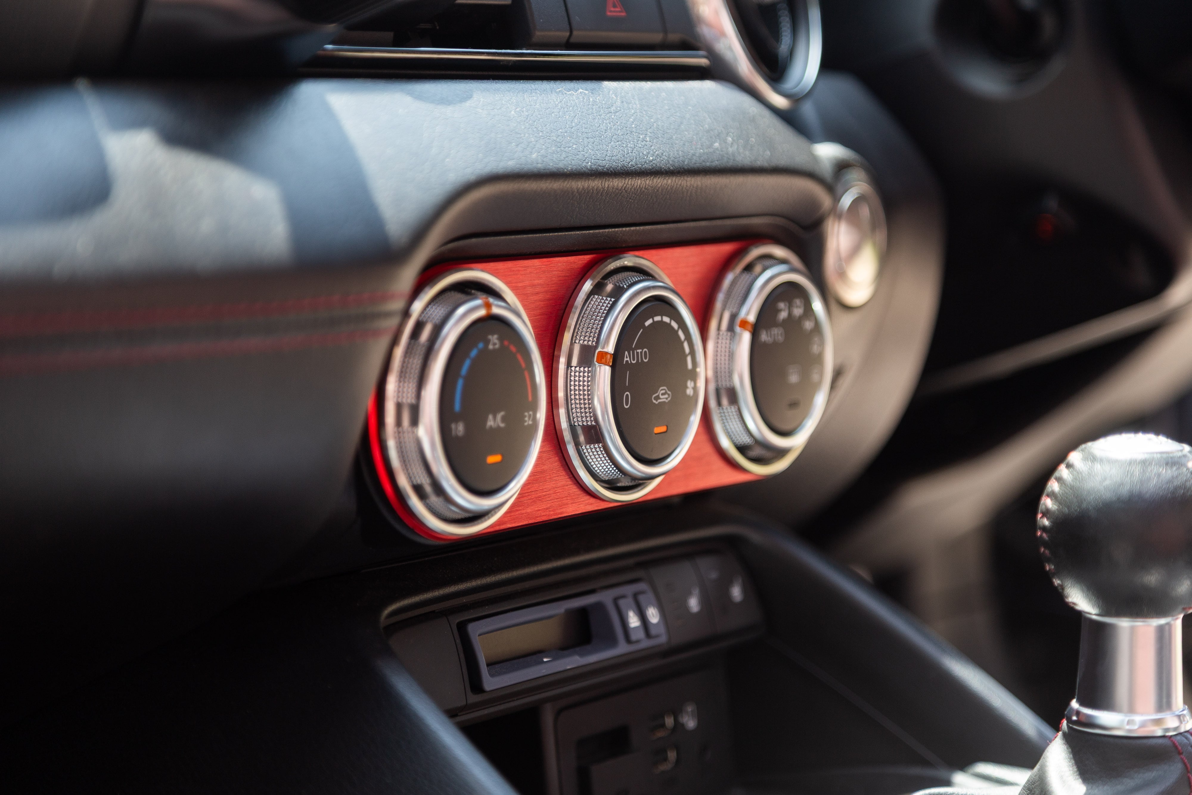 A/C RINGS &STAGE 限定レッドアルマイト仕様 For NDロードスター