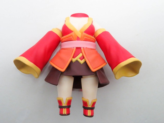 再入荷（A－ランク）【1732】 龍葵・紅 体パーツ 着物　ねんどろいど