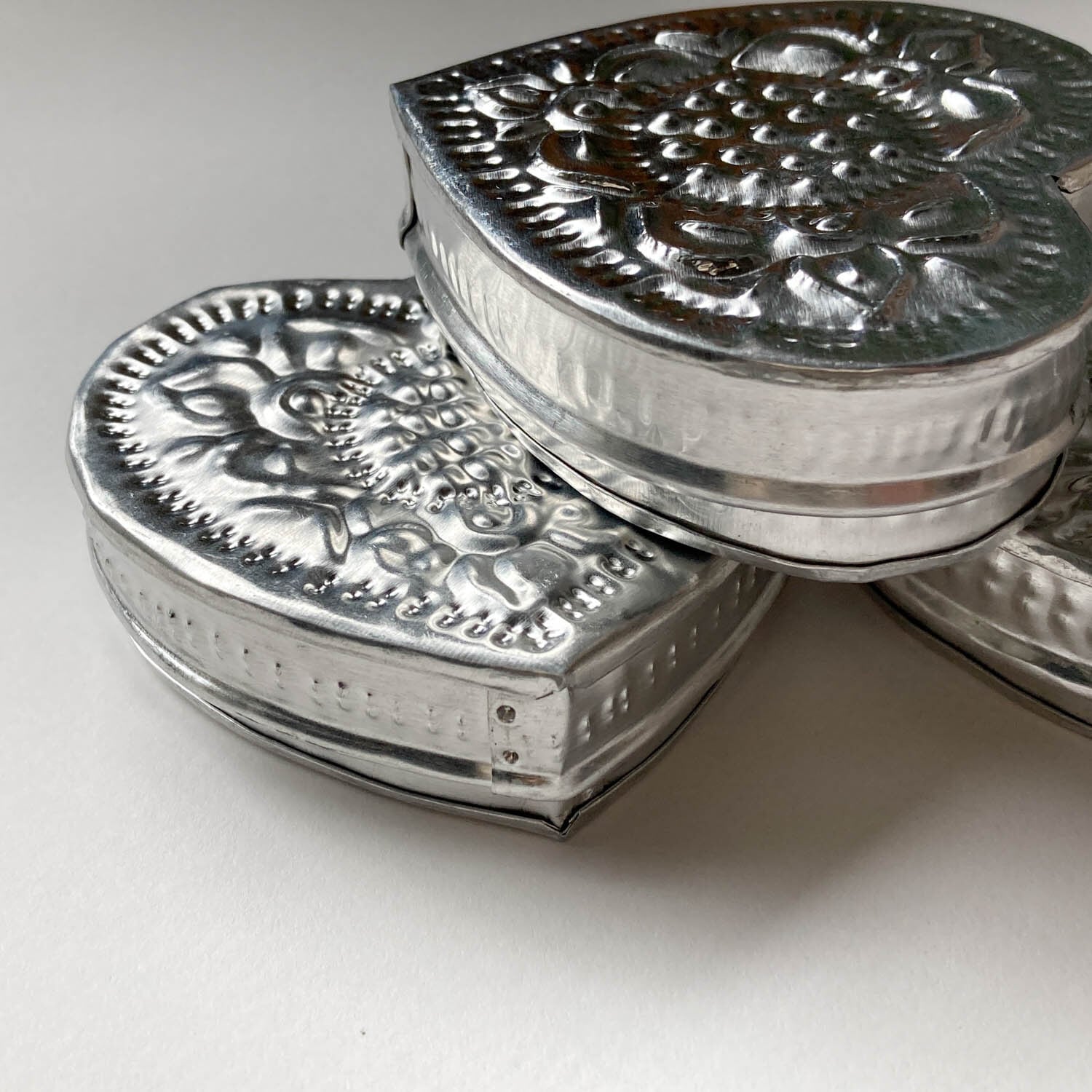 再入荷〉ハート型アルミケースS（80mm/シルバー） | Dua-アクセサリー