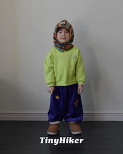 〖取寄〗韓国子供服 / 26winter / TinyHiker / タイニー刺繍トレーナー / キッズ *XS~XL*