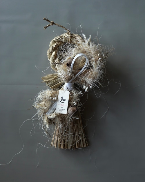 ドライフラワーのしめ飾りF