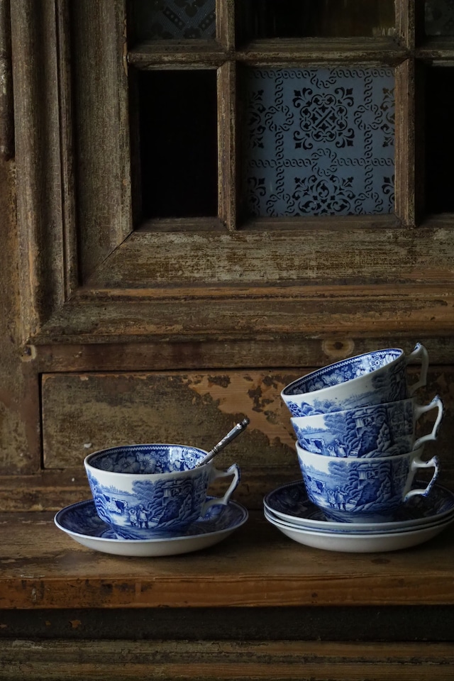 ブルーホワイトカップ&ソーサー-antique pottery cup&saucer