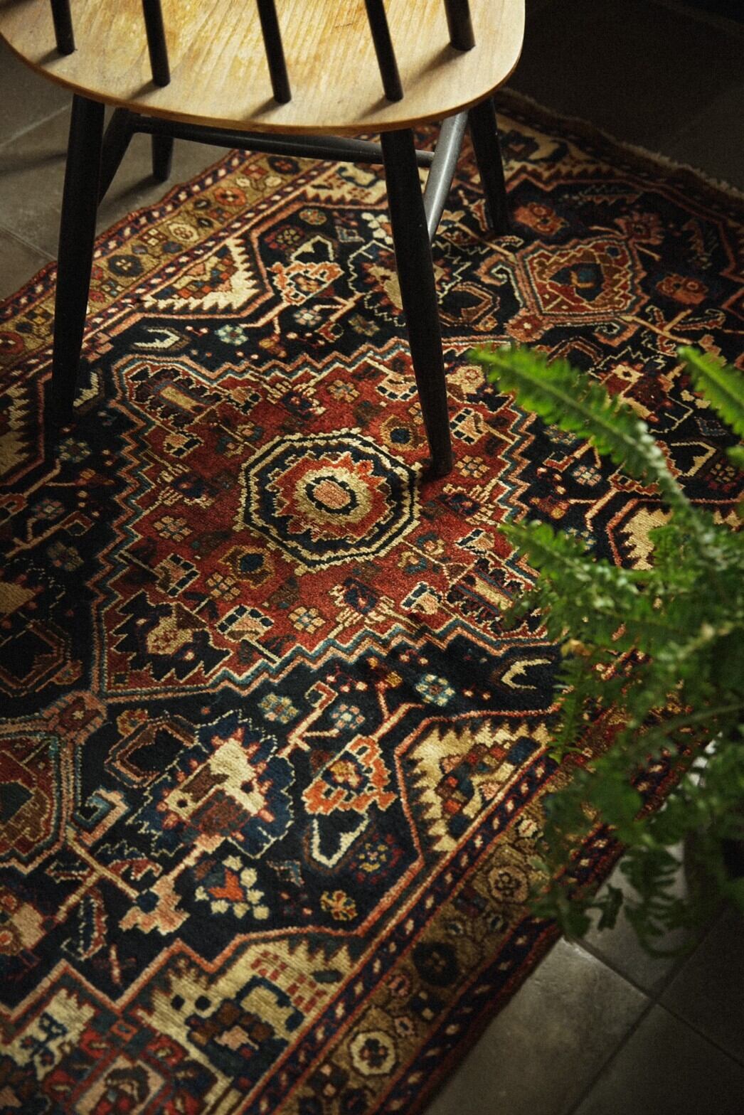 604 -Semi Antique Hamadan rug