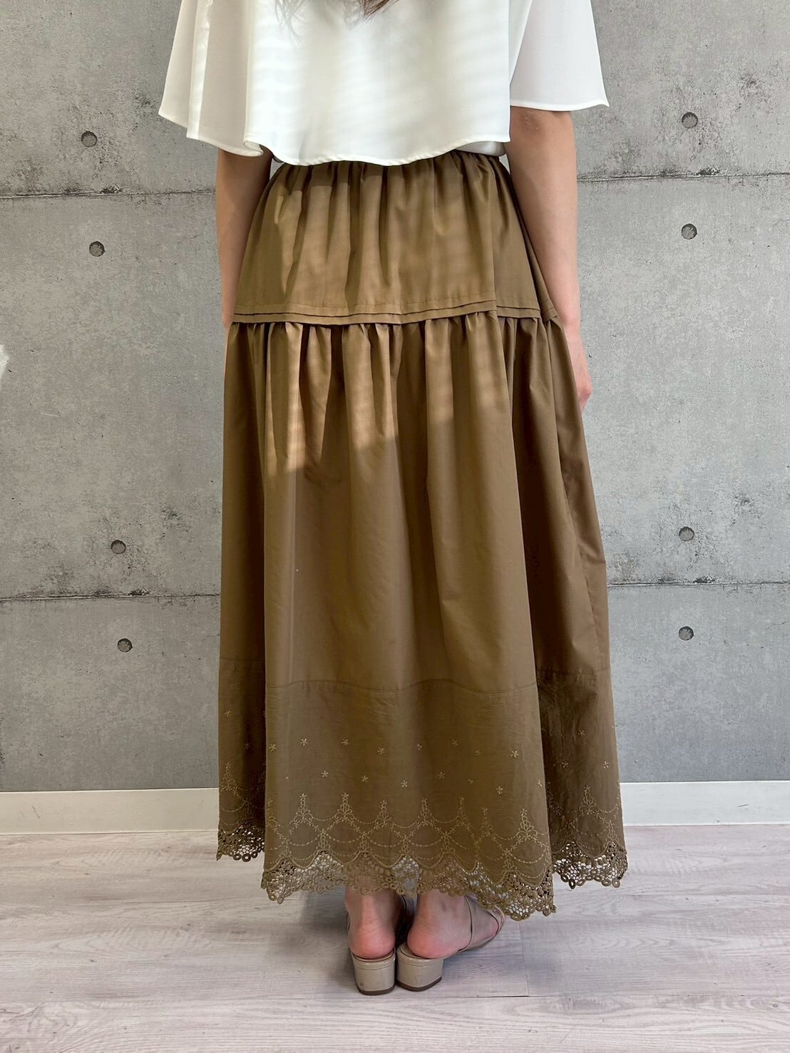 R813214 コットンレースフレアスカート | ROSIEE