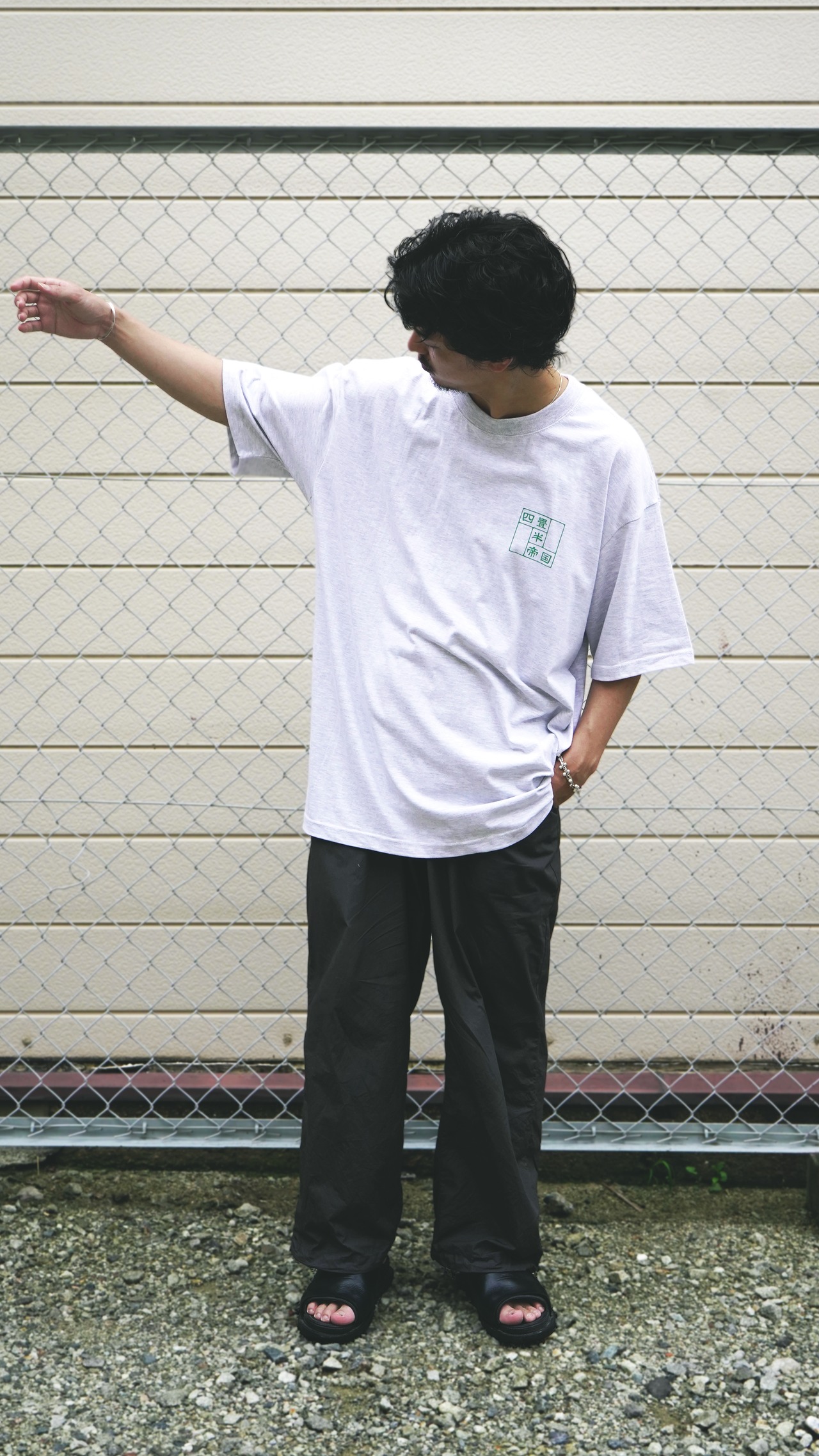 四畳半帝国半袖 Grey / Green