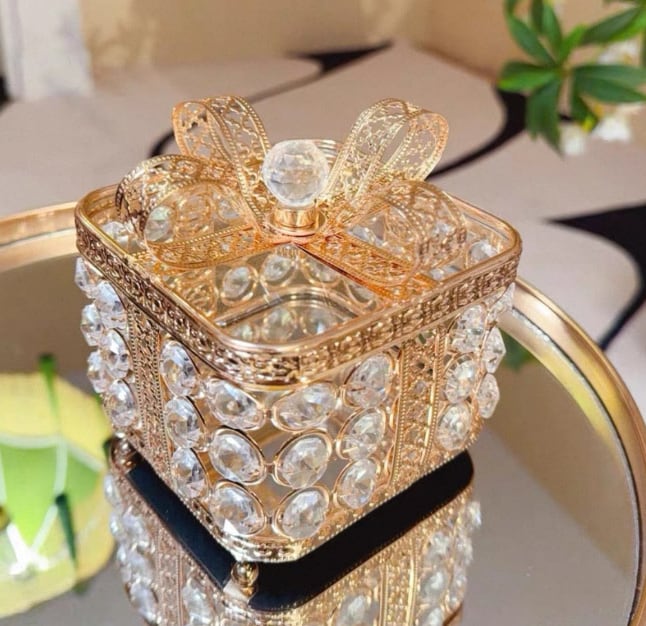 【合計5999円以上で購入可能】crystal ribbon box クリスタルリボンボックス