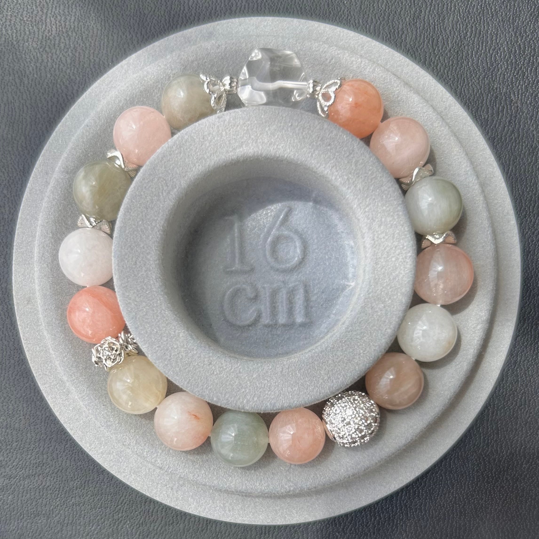 ラビットヘアクォーツ 天然石デザインブレスレット｜幸運を掴む・日常