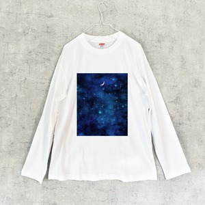 濃藍の夜空と三日月 ロングTシャツ / ロンT カットソー