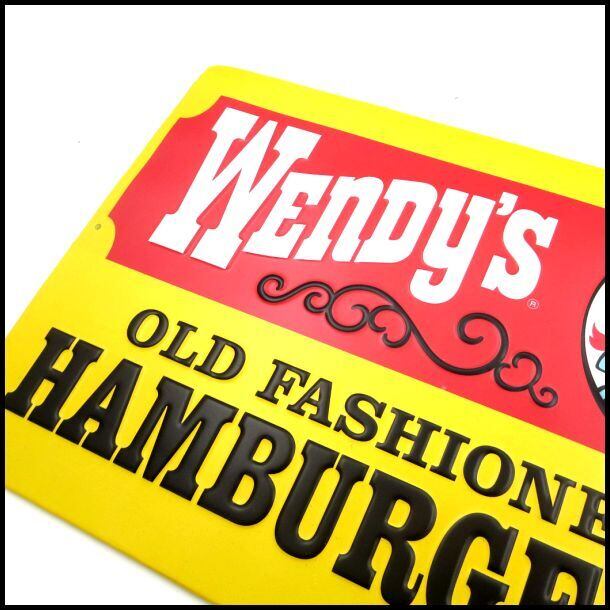 ウェンディーズ】wendy's/ハンバーガー/エンボス/ブリキ/看板 ウェンディーズ】wendy's/ハンバーガー/エンボス/ブリキ/看板