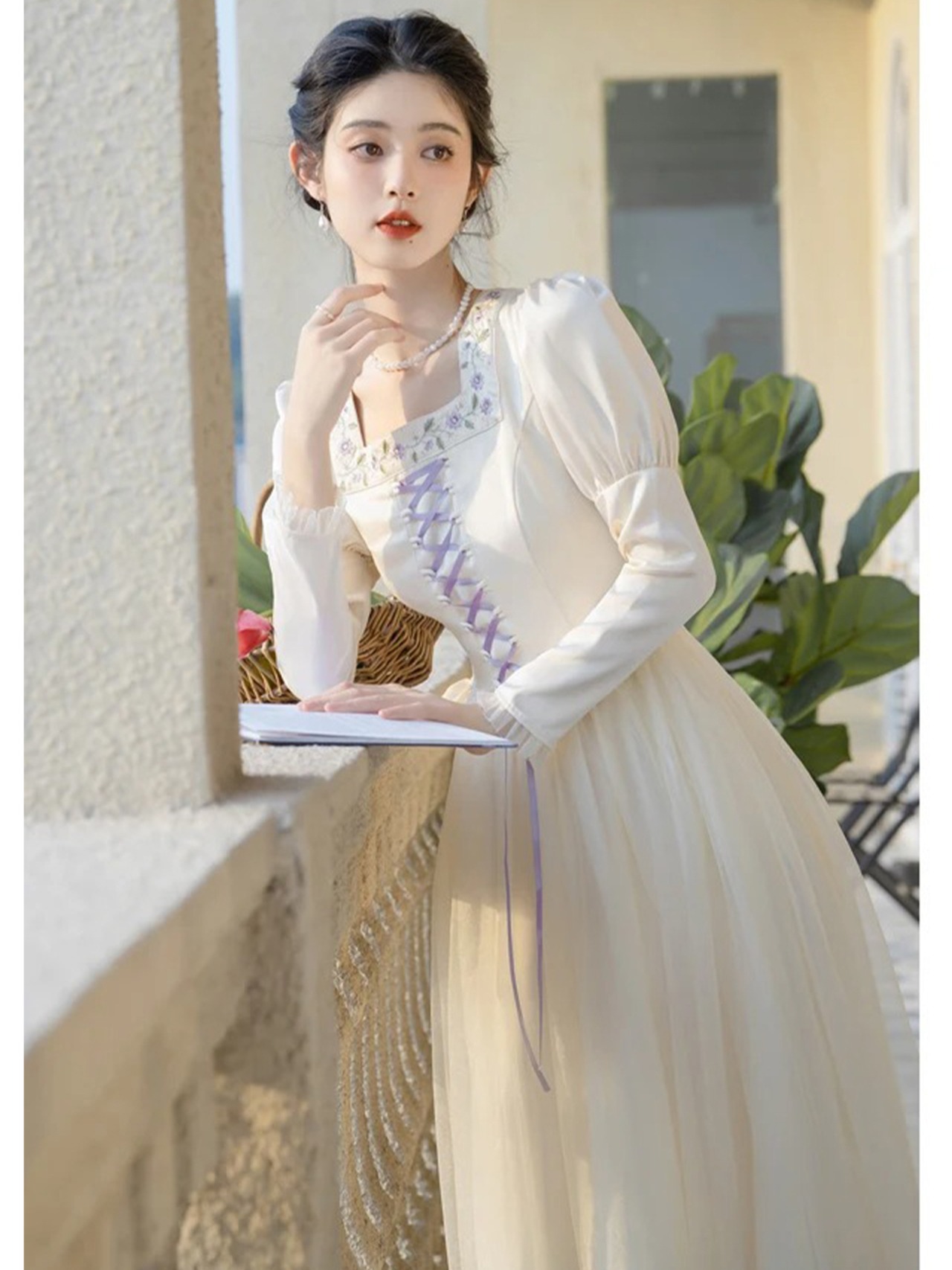 【0167】Lace-up Ribbon Tulle Long Sleeve Dress