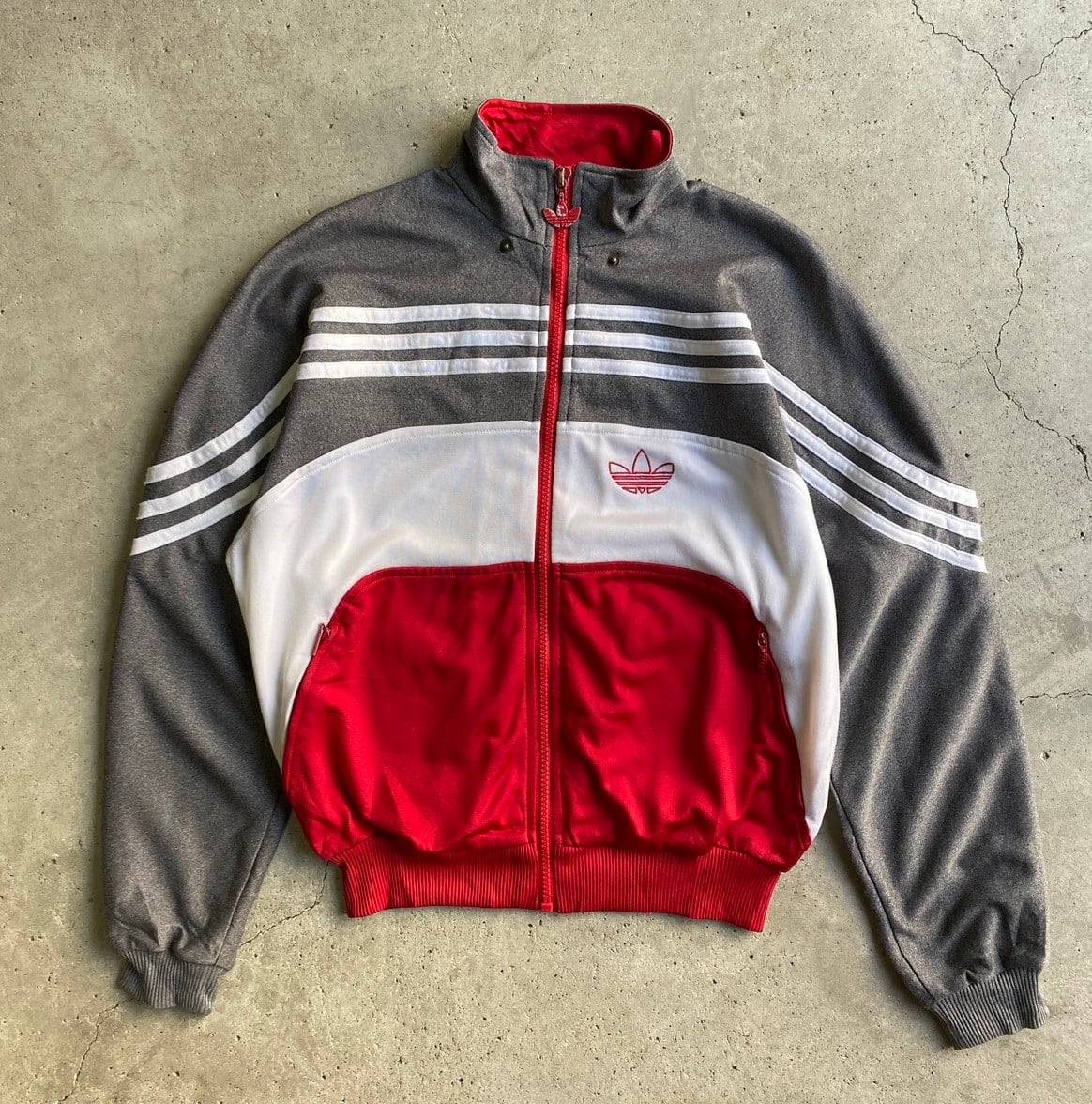 キッズ140-150cm】90年代 adidas アディダス ジャージトラックジャケット キッズ140-150cm相当 古着 【ジャージ・トラックジャケット】【3anniv】  cave 古着屋【公式】古着通販サイト