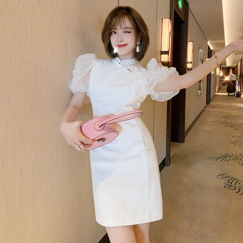 スタンダードカラーバックルスリムドレス サマー レッド レトロ 刺繍 夏物 MIUCO14044442510