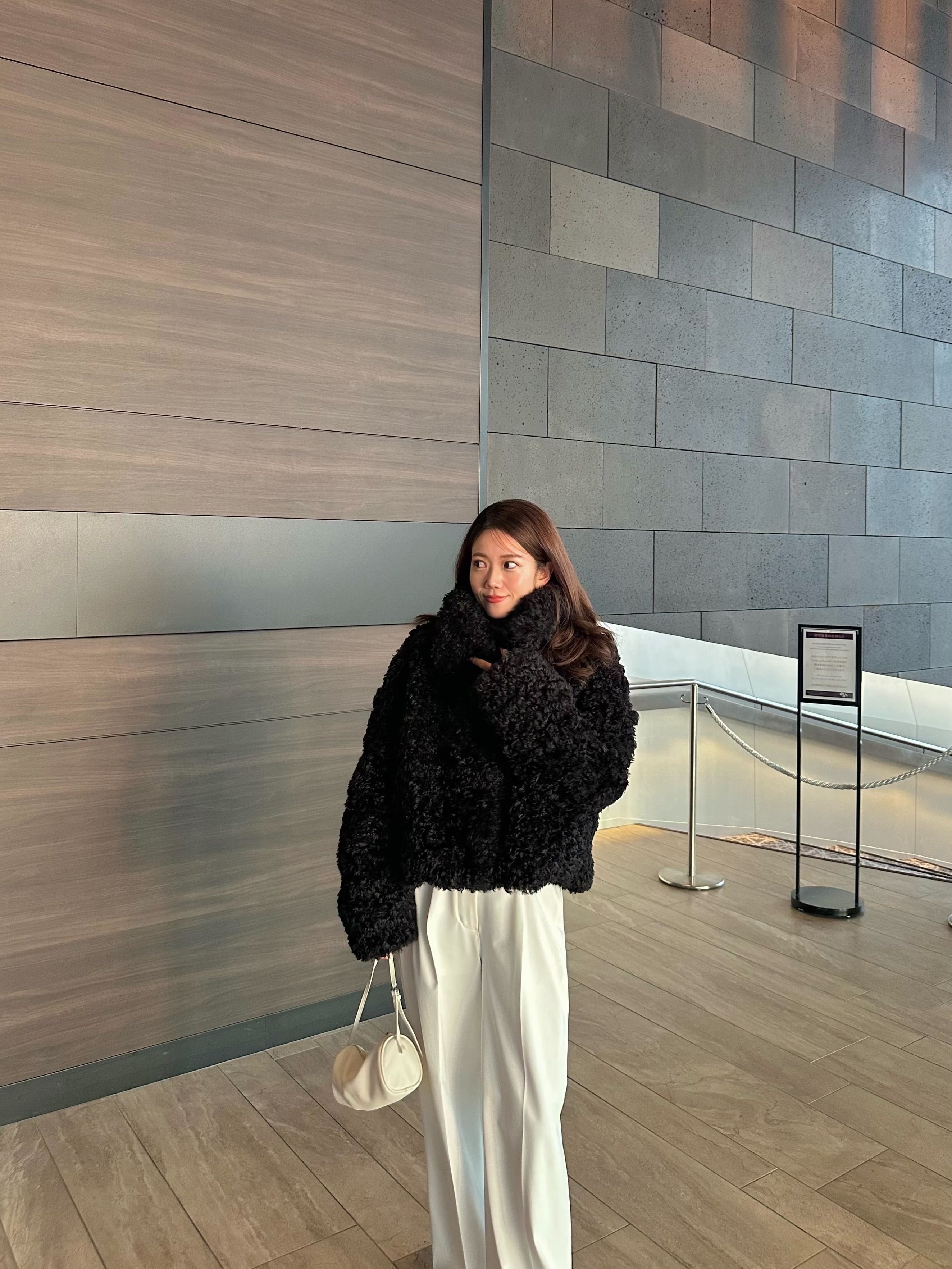 poodle coat / black 1/9 21:00～ 再販 (即納) | HYEON