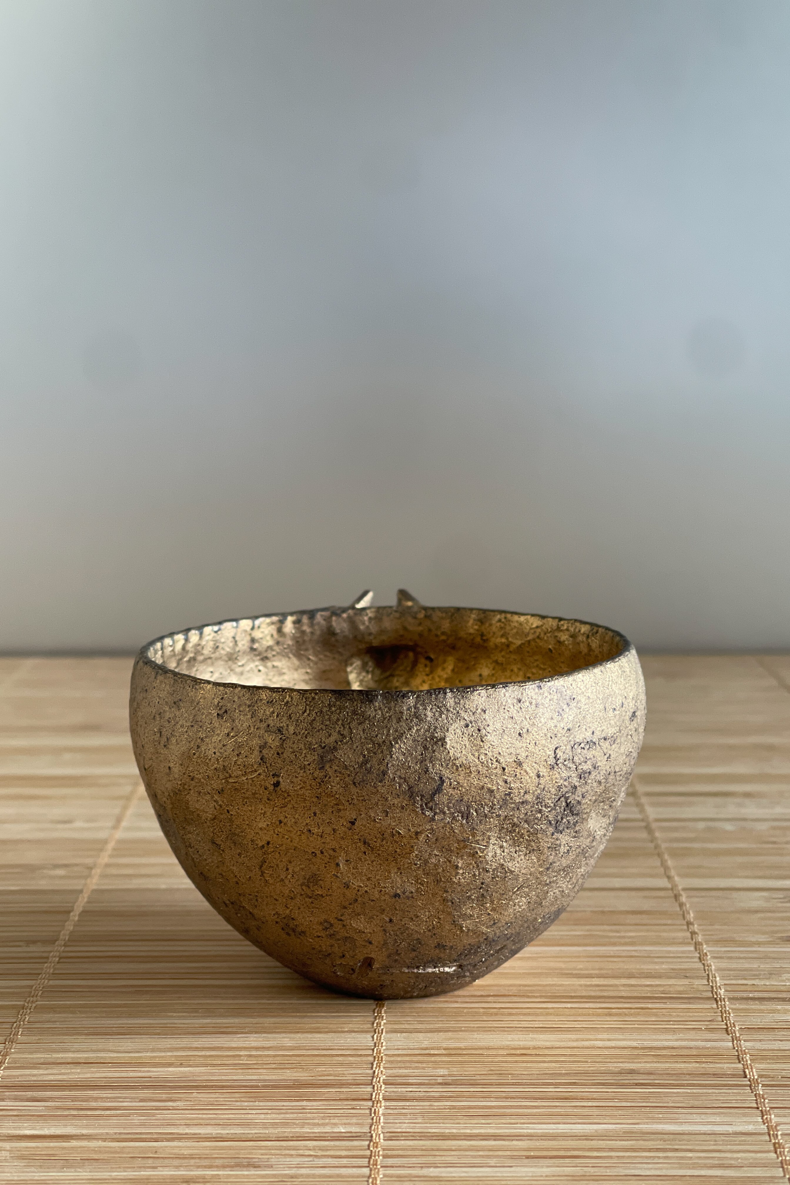 村上躍さん　高台大皿 金彩焼締片口 村上躍 作 MY26_41 | web-shop MITATE