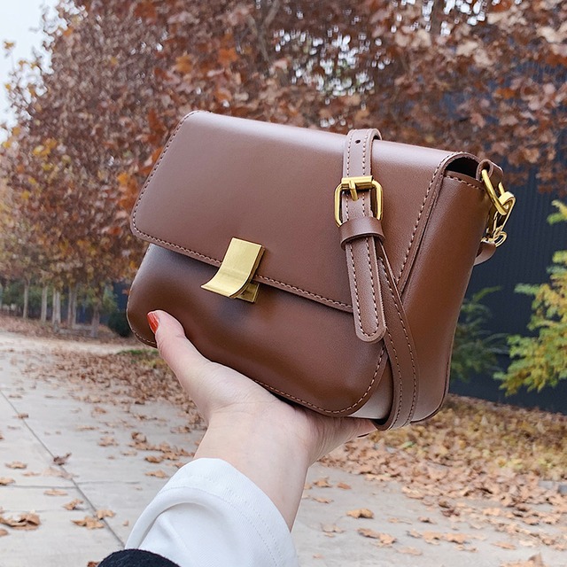 スタンダードレッドオータムウィンター レトロ 秋物 冬物 スクウェア メッセンジャーバッグ Tiancai_Wing_Bag15797529207