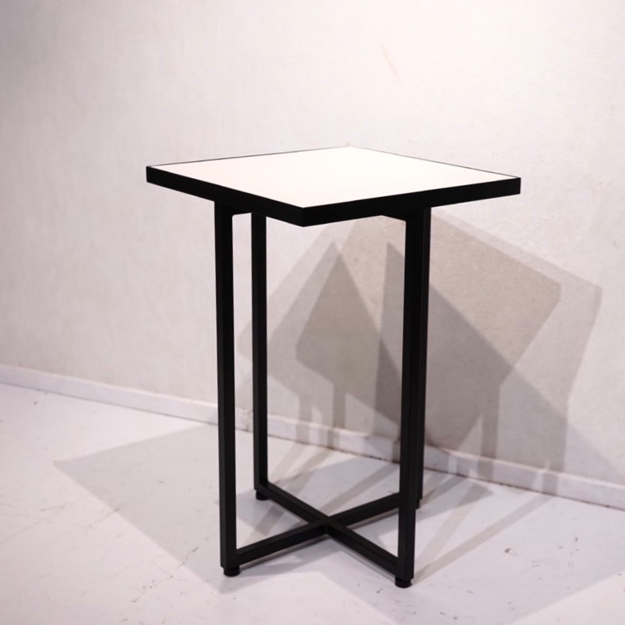 Bello select サイドテーブル コーヒーテーブル スクエアテーブル 木製天板 スチール脚 モダン ミニマル インダストリアル