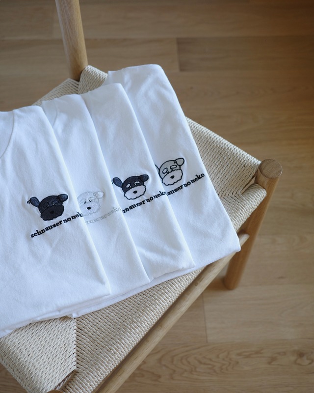 neko Embroidered Tshirt