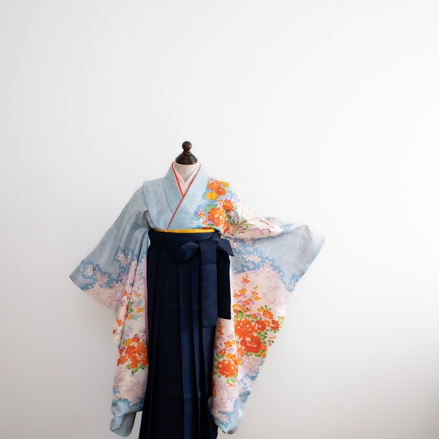 卒園袴(園児)　女の子　　『花とみずいろhakama』/KSH6001(対応身長目安　約115㎝～125cm)