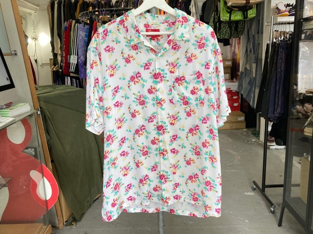 均一SALE‼ Supreme FLORAL RAYON SS SHIRT WHITE LARGE 47273