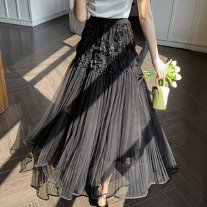 【送料無料】 ロングスカート 2色 マキシ丈 フレア Aライン ハイウエスト 伸縮性 ウエストゴム 薄手 裏地 飾り かわいい 大人可愛い きれいめ カジュアル 大人 上品 おしゃれ お洒落 レトロ こなれ感 コンサバ系 ラフ 抜け感 エレガント レディライク ガーリー フェミニン 無地 春 夏 30代 40代 レディース 女性用 ママ服 デート お出かけ お呼ばれ 休日 アウトドア お茶会 女子会 授業参観 誕生日会 結婚式 二次会 パーティー 着回し 普段使い ファッション 定番 着痩せ 垢抜け