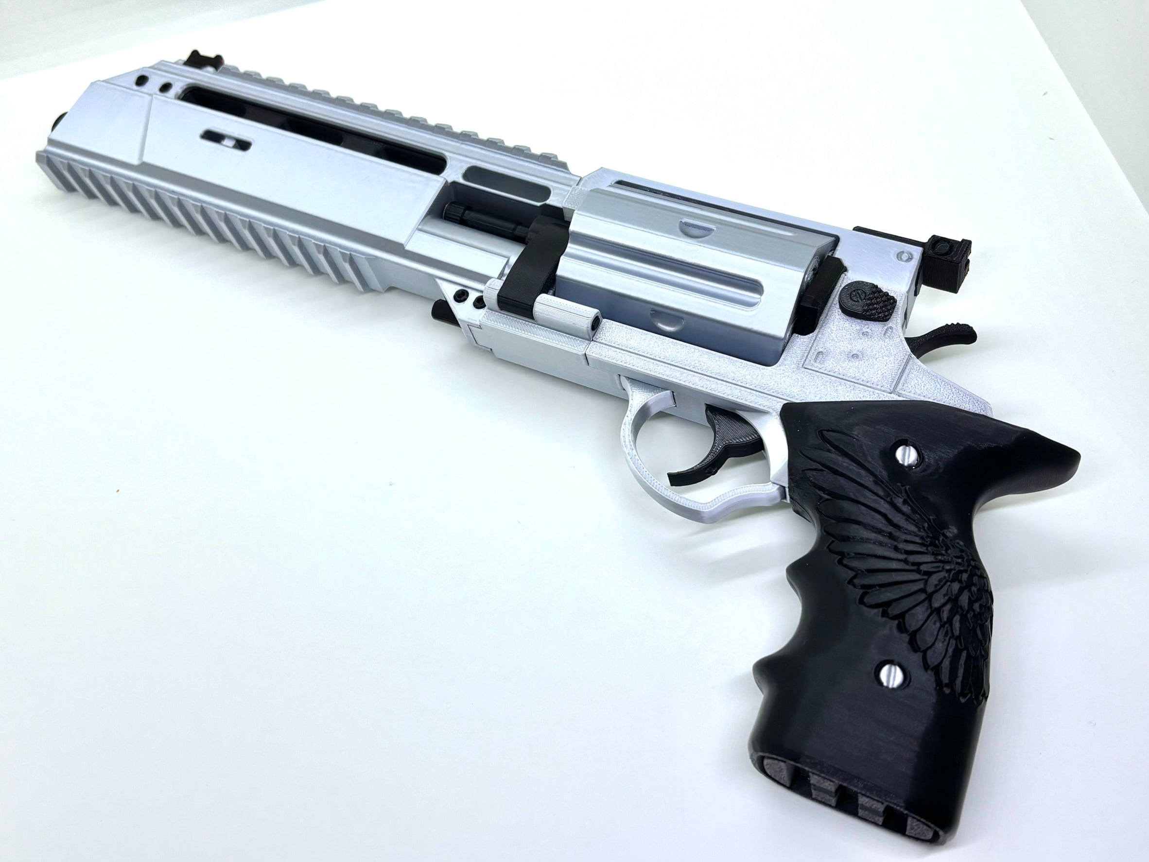 可動モデル）RE9 リボルバー(非金属、発射機能なし） | 3D Bear