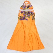 【ベリーダンス用 オリエンタル衣装】オレンジ 装飾豪華 紫 緑 ゴールド シルバー 花柄 ストレッチ素材 鮮やか 綺麗 ラメ 華やか セクシー スパンコールラメ ラインストーン トップス スカート セット