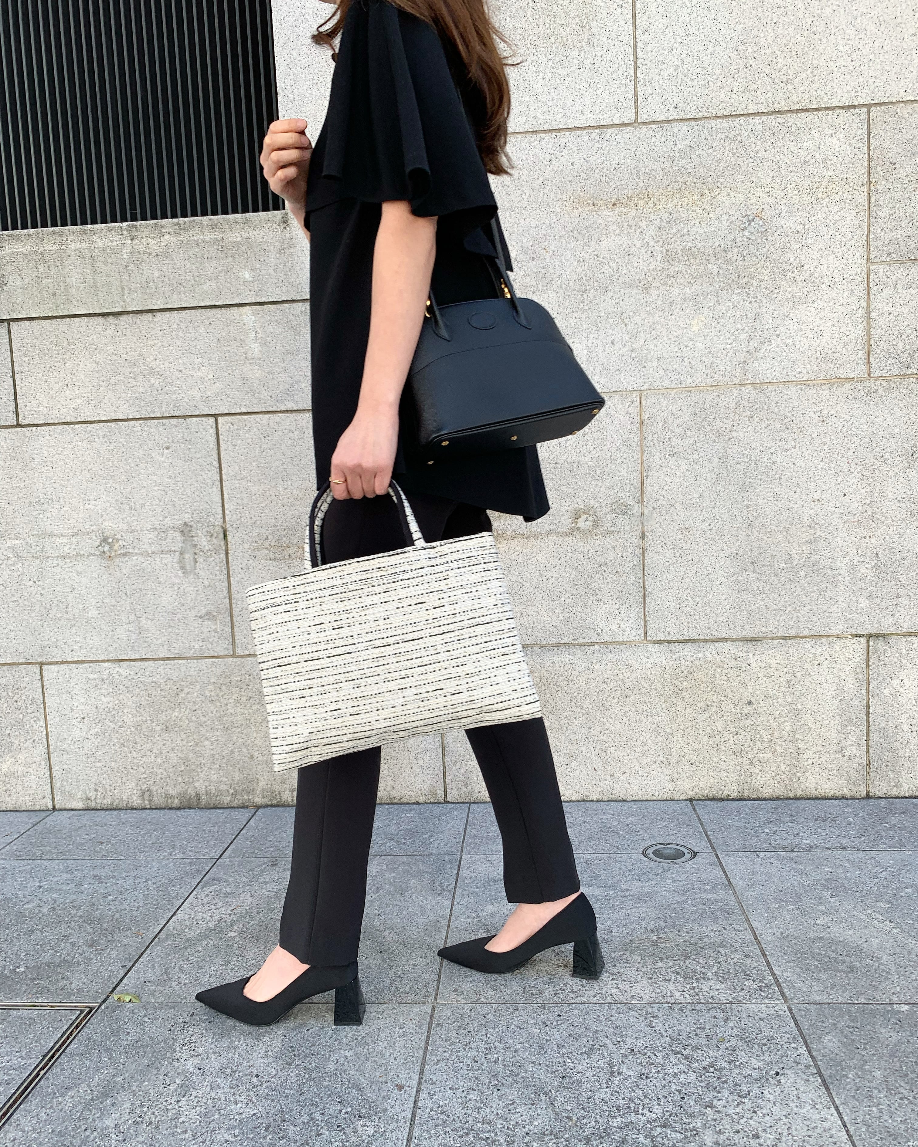 BIBI bag. “MIDDLE” tweed white | BIBI bag presented by BIBI soeurs.