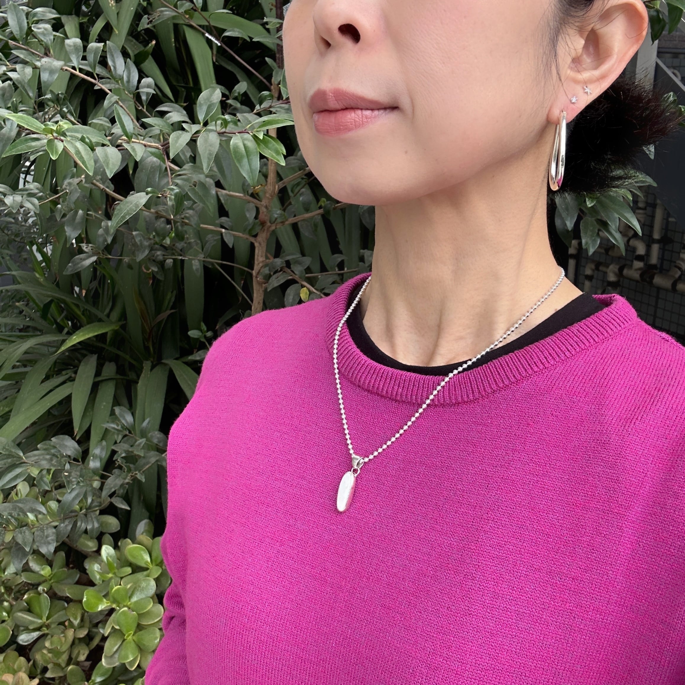 Indian Jewelry 》ホワイトバッファロー スリム オーバル型 M