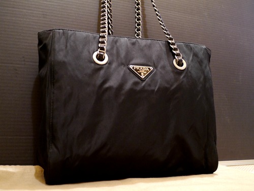美品★PRADAプラダ ダブルチェーンデザイン ショルダー バッグ黒★