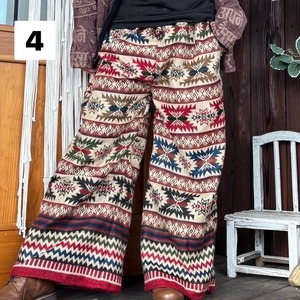 カラフルヤクフレアーパンツ