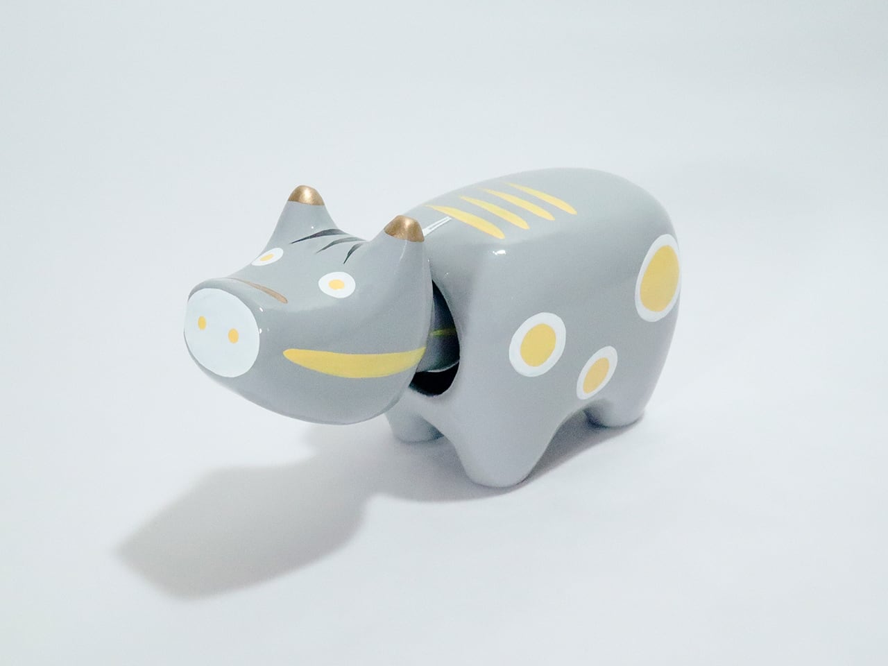 野沢民芸　グレべこ　　　赤べこ　グレー グレベコ 4号 | Magical Furniture Present.