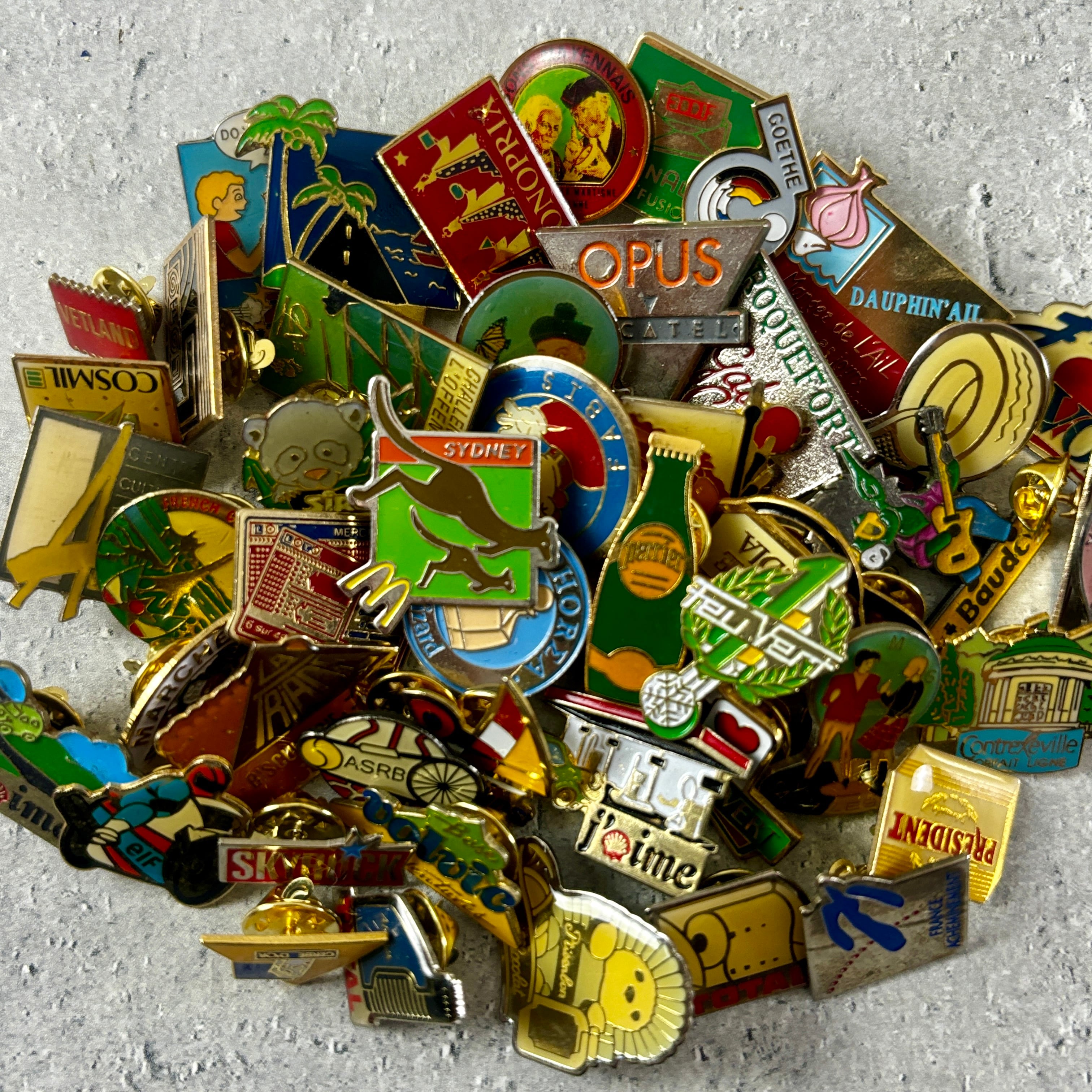 50個 フランス雑貨 ヴィンテージ ピンバッジ ピンズ France pins 50個 フランス雑貨 ヴィンテージ ピンバッジ ピンズ France pins