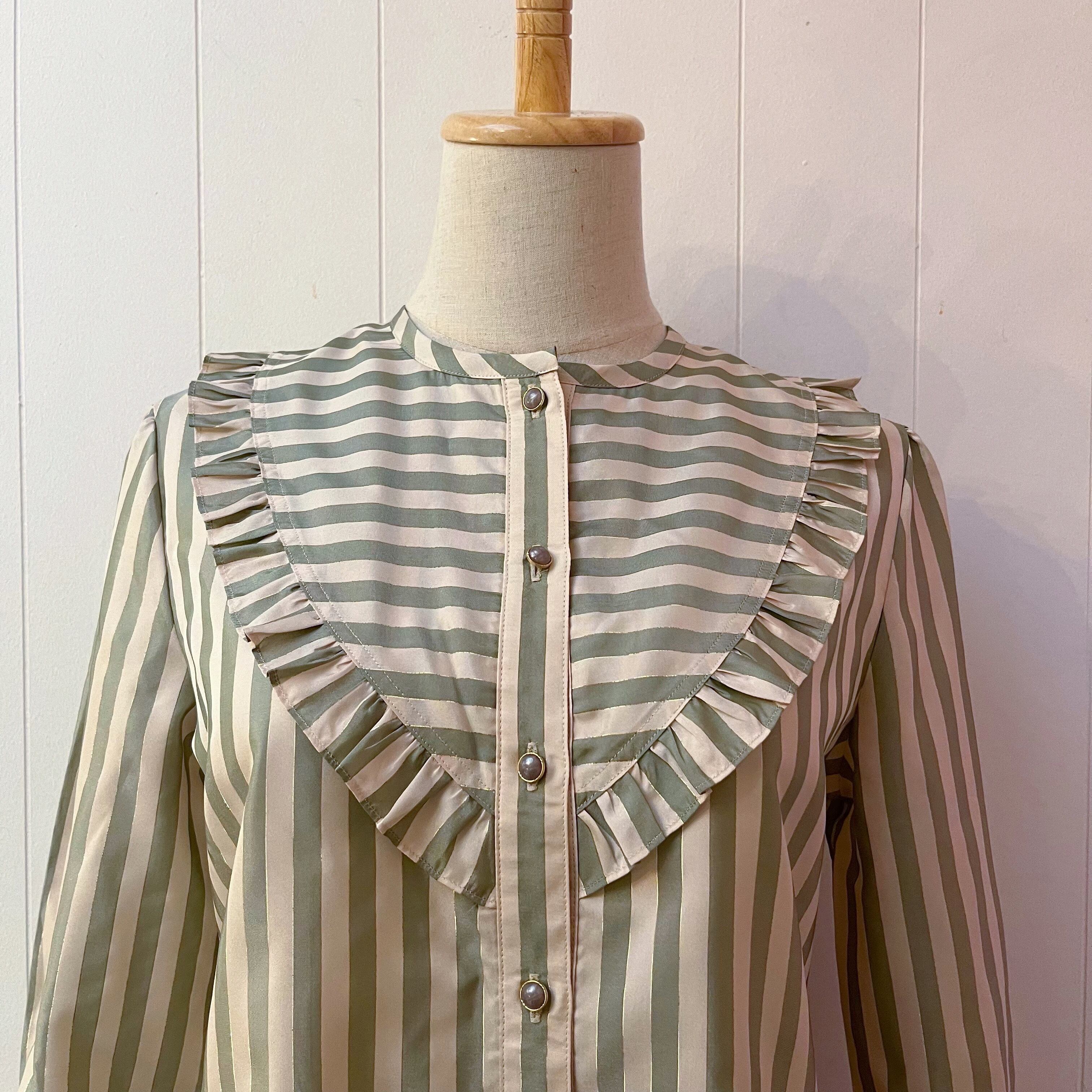 melon gold line stripe frill blouse
