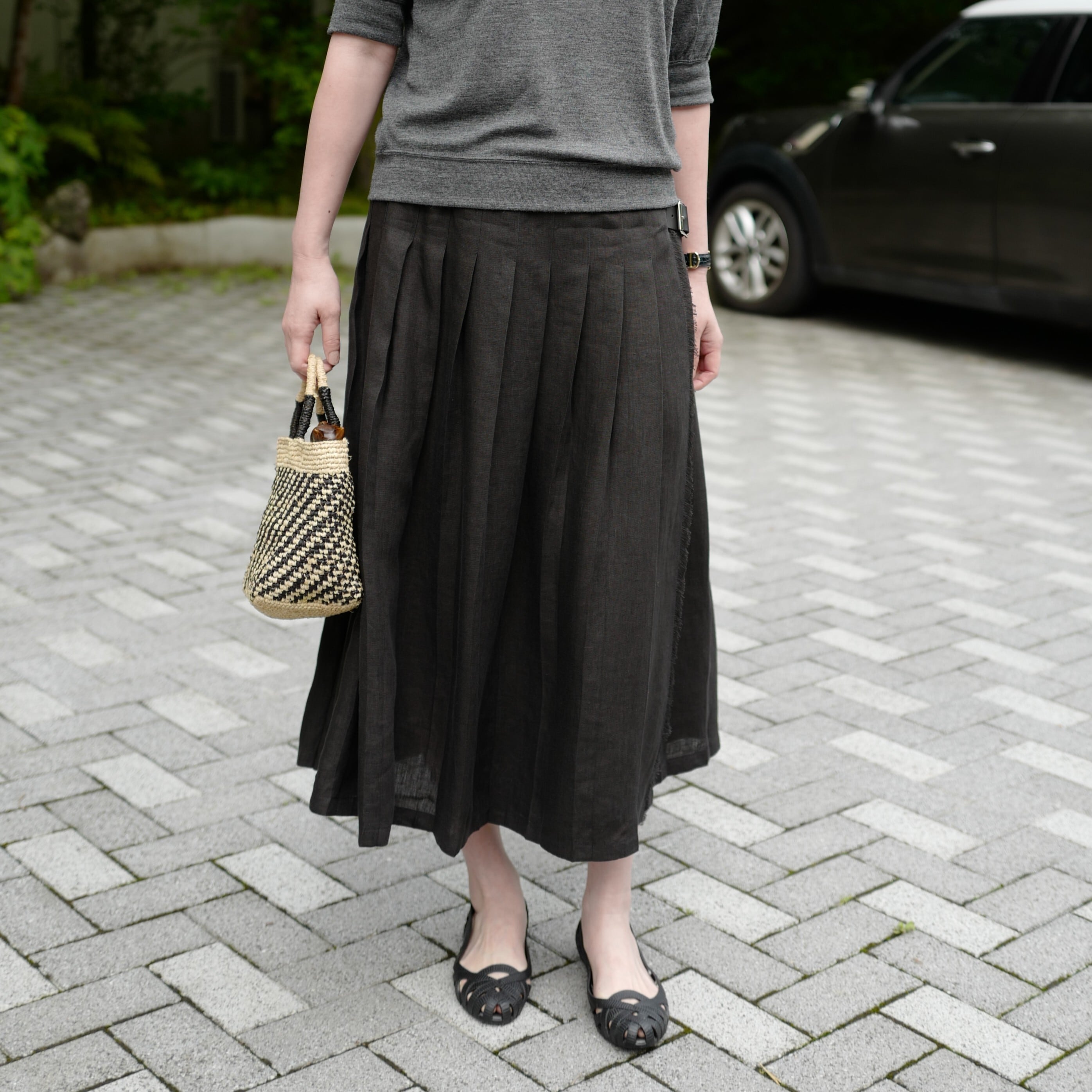 O'NEIL OF DUBLIN|アイリッシュリネンローウエストキルトスカート(col. BLACK)