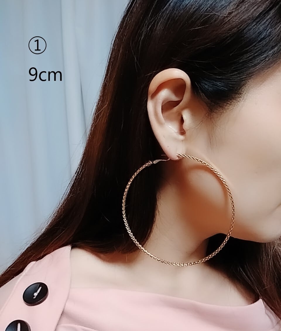 ゴールド 大振りフープピアス 3サイズ ダンス イベント クラブ フェス 大振り アクセサリー 定番